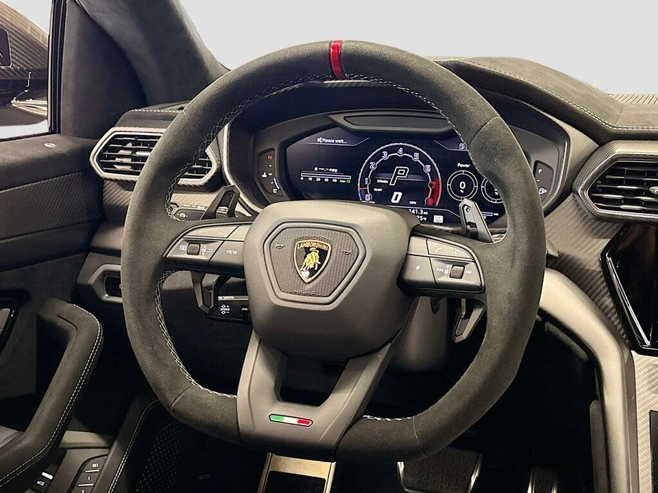 2023 Lamborghini Urus Performante - Image 18 of 31