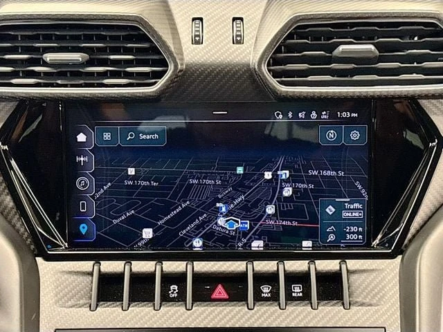 2023 Lamborghini Urus Performante - Image 12 of 20