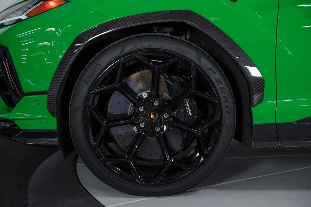 2023 Lamborghini Urus Performante - Image 20 of 31