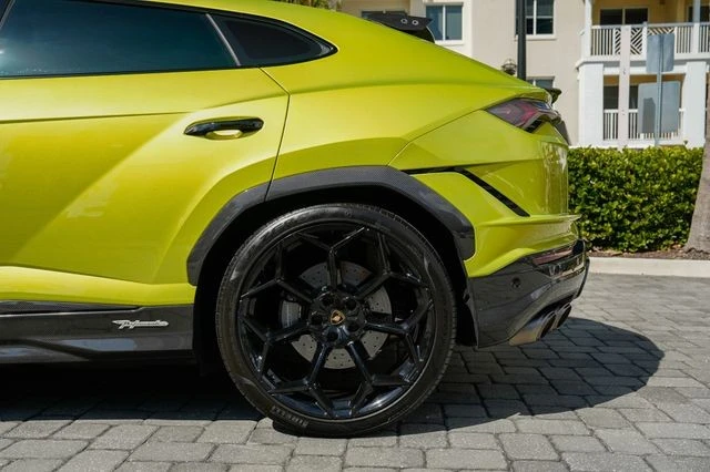 2023 Lamborghini Urus Performante - Image 15 of 21