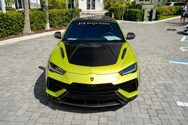 2023 Lamborghini Urus Performante - Image 5 of 21