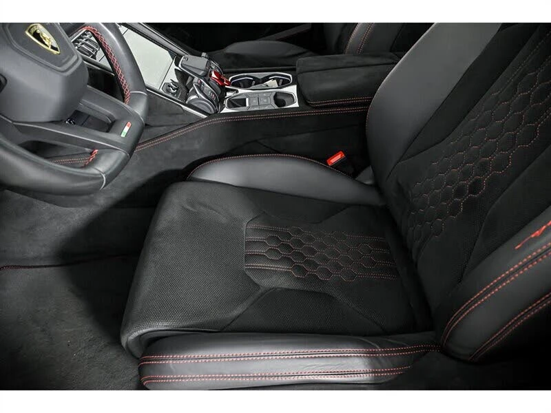 2023 Lamborghini Urus Performante - Image 23 of 31
