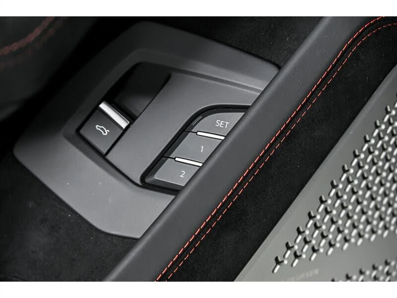 2023 Lamborghini Urus Performante - Image 20 of 31