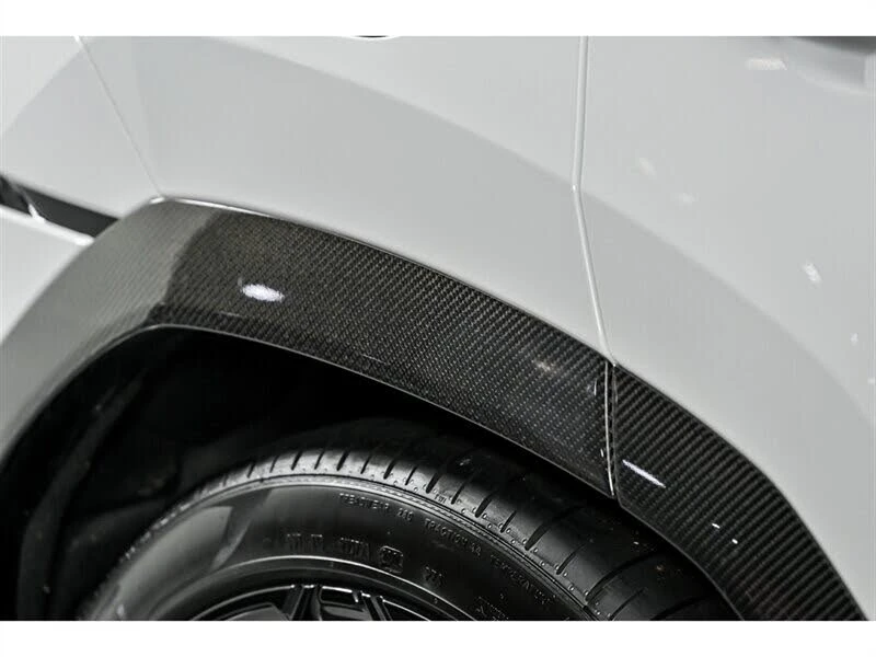 2023 Lamborghini Urus Performante - Image 14 of 31