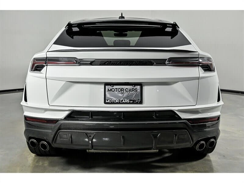 2023 Lamborghini Urus Performante - Image 8 of 31