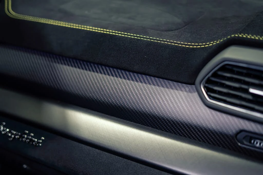 2023 Lamborghini Urus Performante - Image 18 of 31