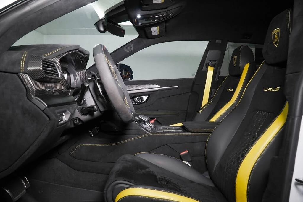 2023 Lamborghini Urus Performante - Image 19 of 31