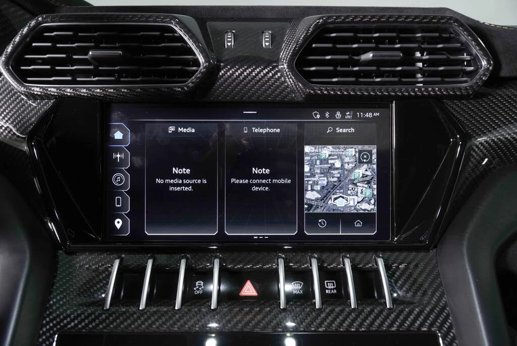 2023 Lamborghini Urus Performante - Image 22 of 31