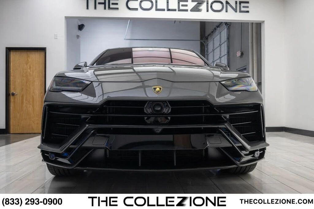 2023 Lamborghini Urus Performante - Image 9 of 31