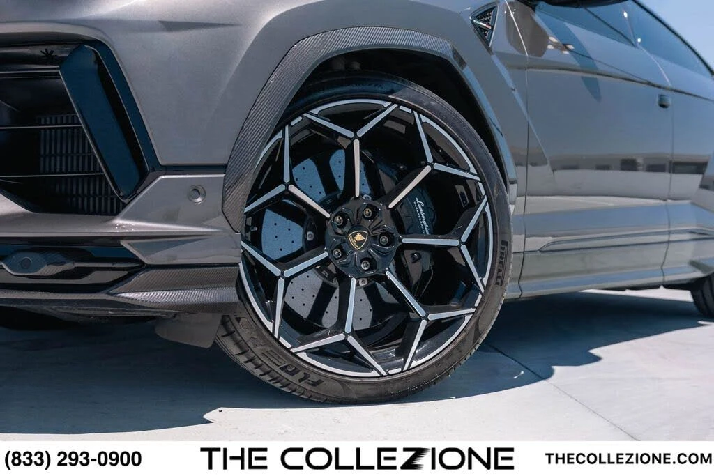 2023 Lamborghini Urus Performante - Image 11 of 31