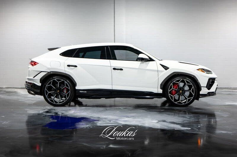 2023 Lamborghini Urus Performante - Image 6 of 26