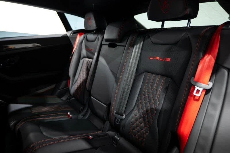 2023 Lamborghini Urus Performante - Image 19 of 26