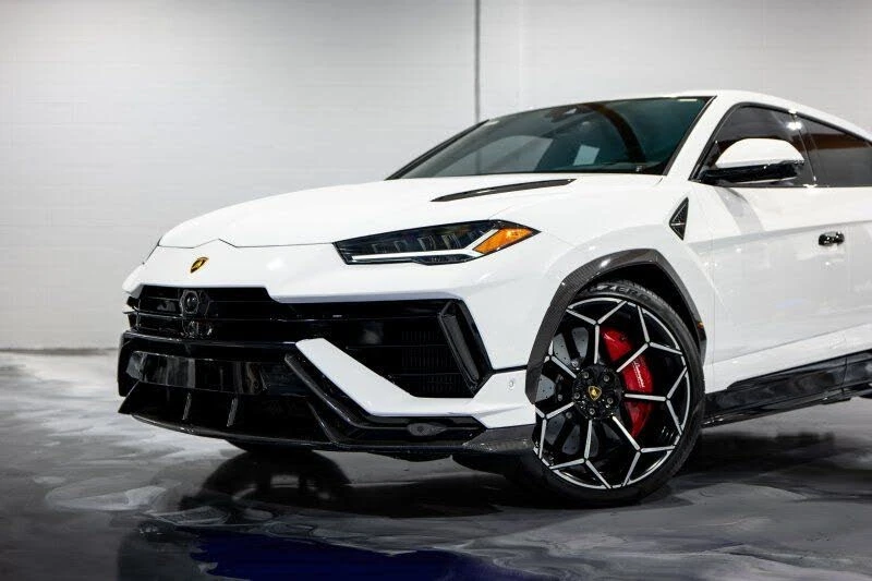 2023 Lamborghini Urus Performante - Image 9 of 26