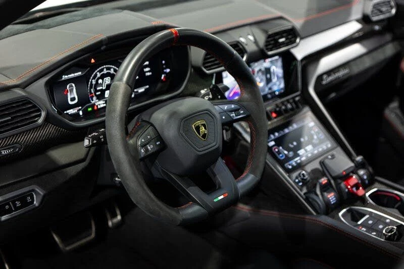 2023 Lamborghini Urus Performante - Image 16 of 26