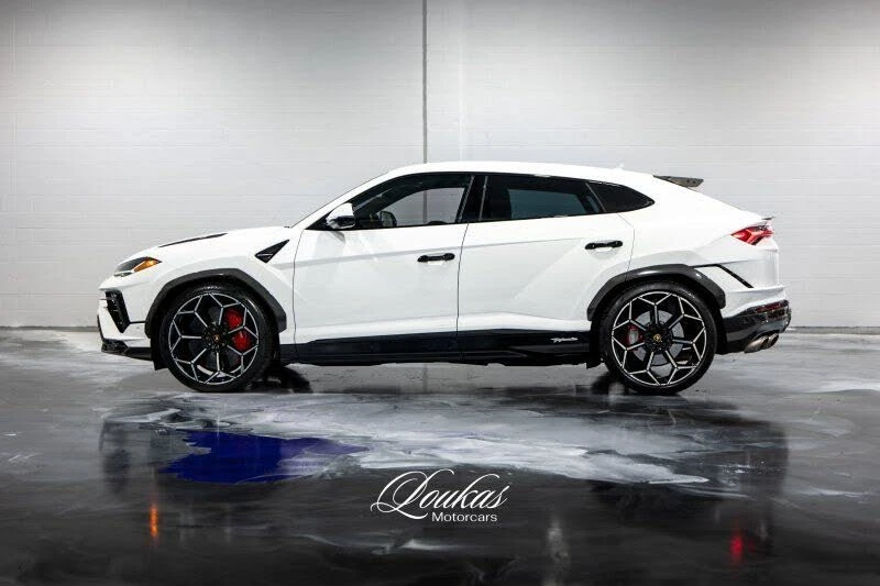2023 Lamborghini Urus Performante - Image 2 of 26