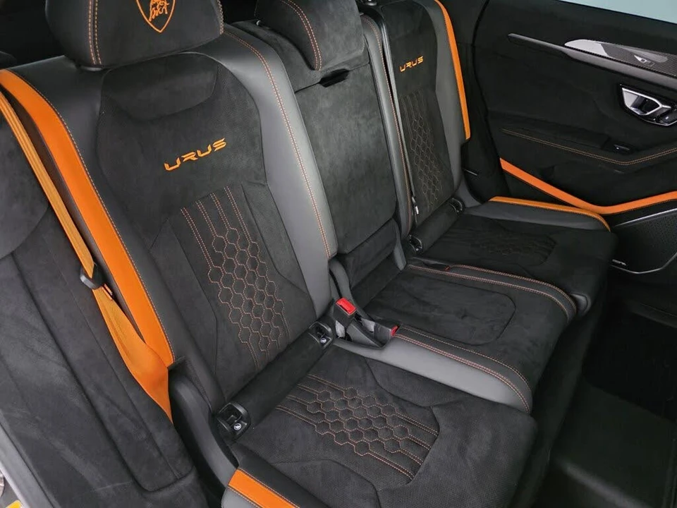 2023 Lamborghini Urus Performante - Image 23 of 29