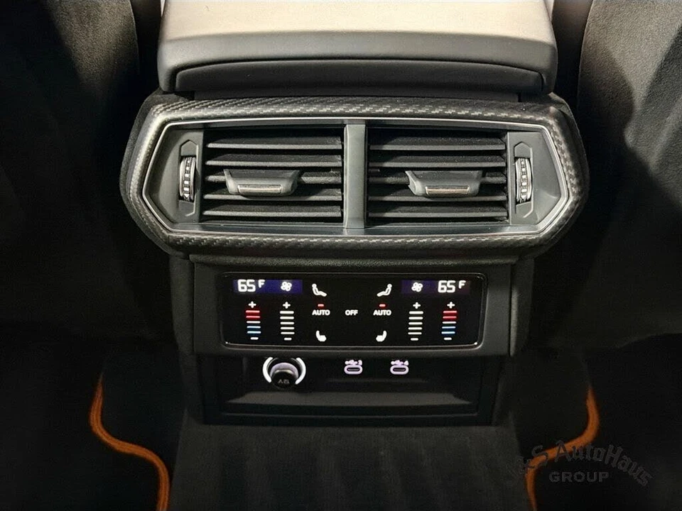 2023 Lamborghini Urus Performante - Image 30 of 31