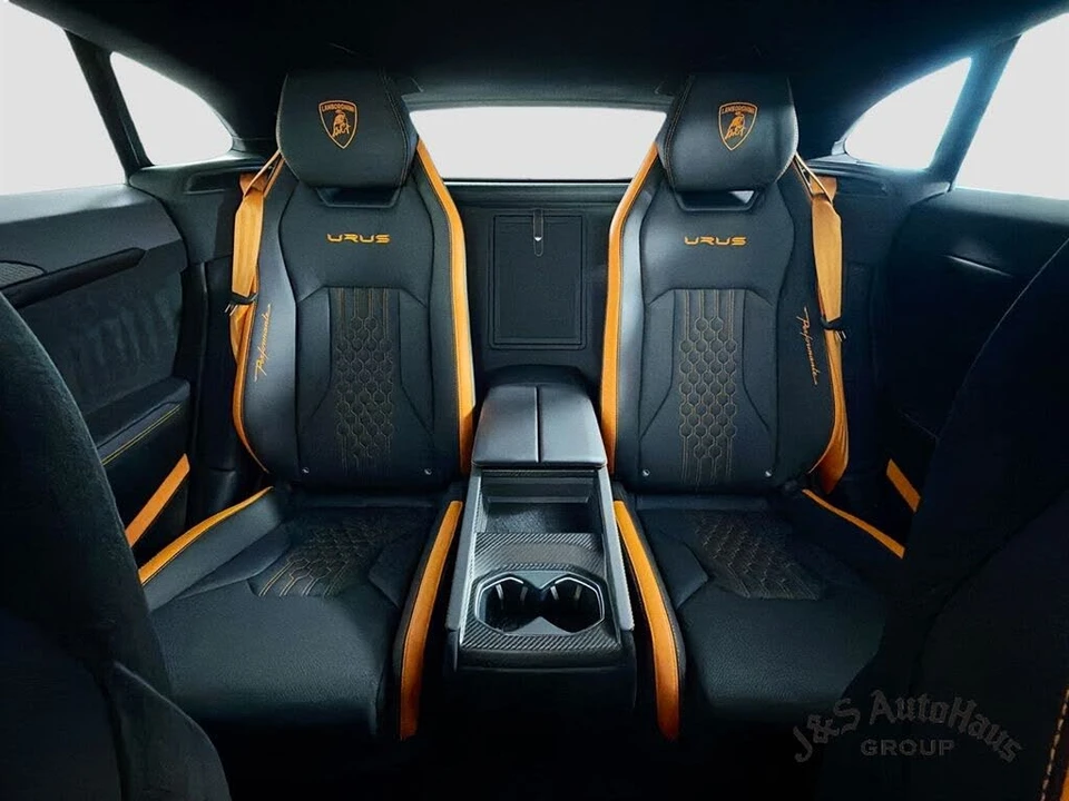 2023 Lamborghini Urus Performante - Image 25 of 31