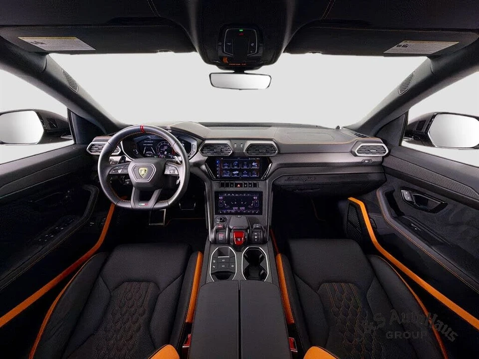 2023 Lamborghini Urus Performante - Image 27 of 31
