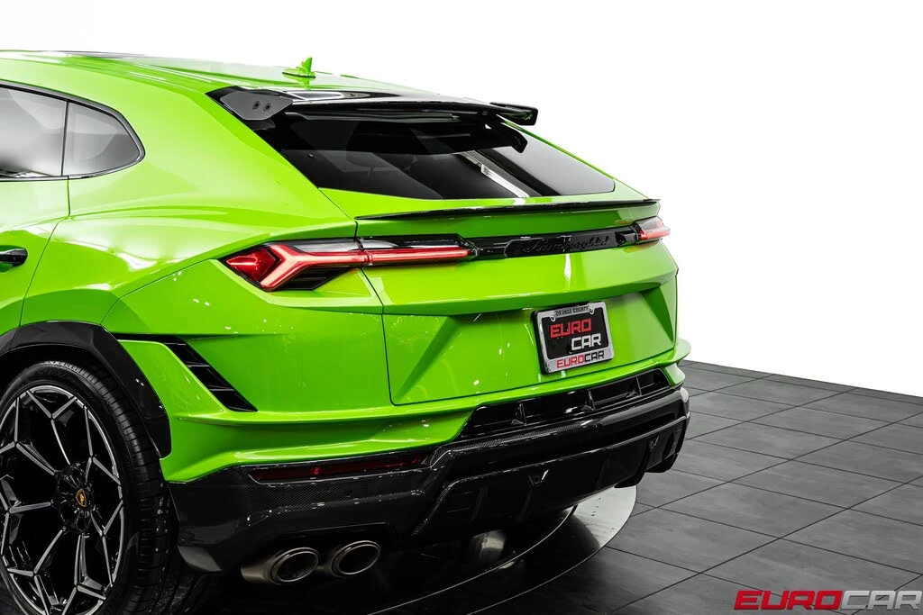 2023 Lamborghini Urus Performante - Image 23 of 31