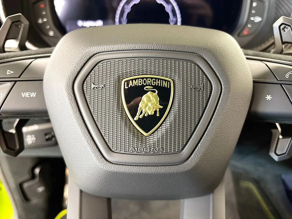 2023 Lamborghini Urus Performante - Image 25 of 31