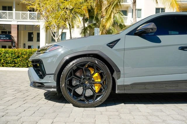2023 Lamborghini Urus Performante - Image 13 of 21