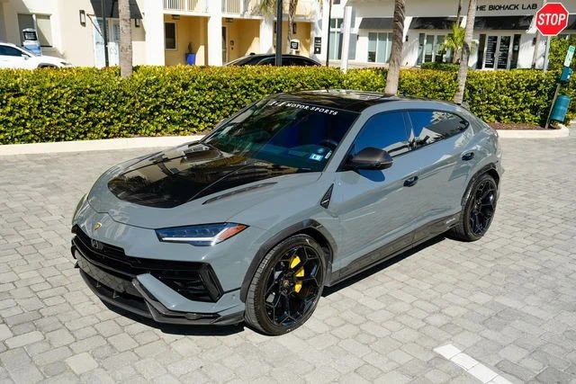 2023 Lamborghini Urus Performante - Image 10 of 21