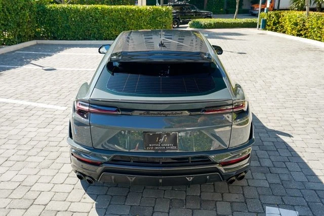 2023 Lamborghini Urus Performante - Image 23 of 31