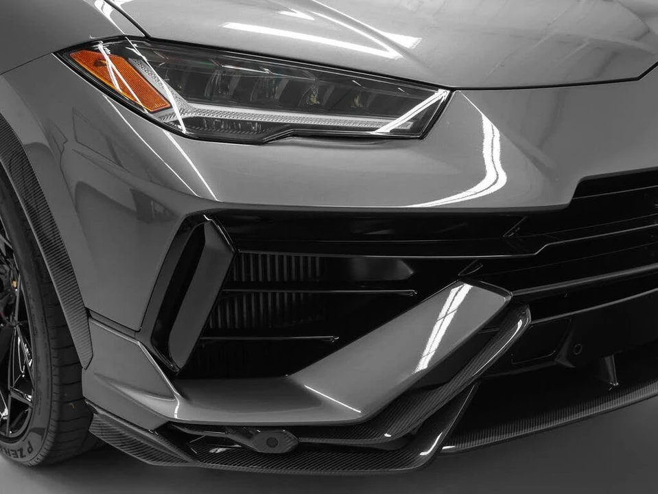 2023 Lamborghini Urus Performante - Image 4 of 31