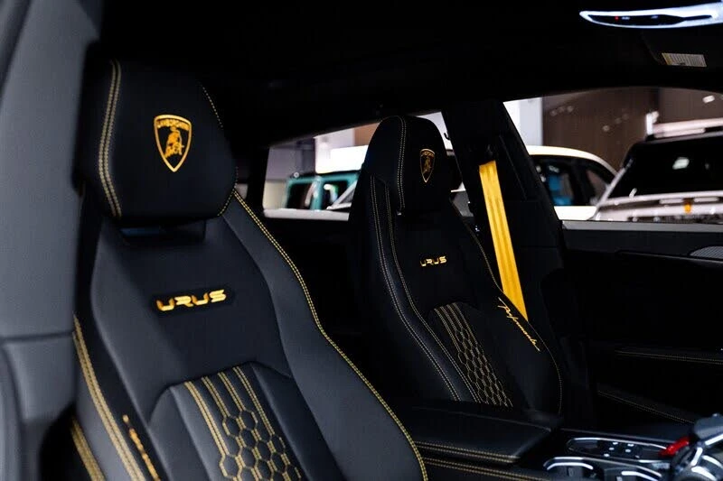 2023 Lamborghini Urus Performante - Image 22 of 31