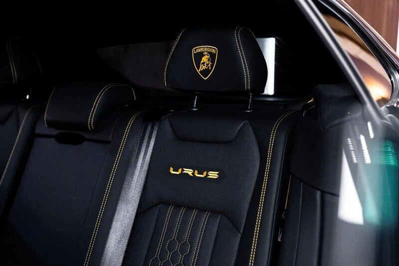 2023 Lamborghini Urus Performante - Image 13 of 31