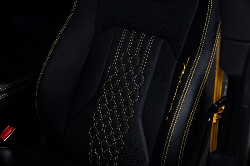 2023 Lamborghini Urus Performante - Image 17 of 31
