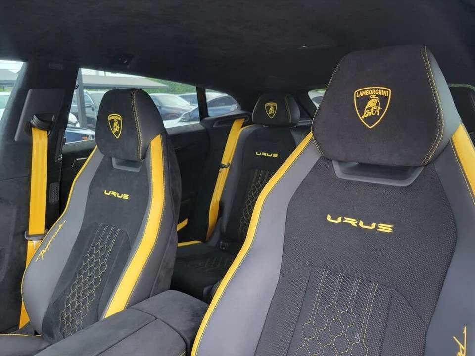 2023 Lamborghini Urus Performante - Image 21 of 28
