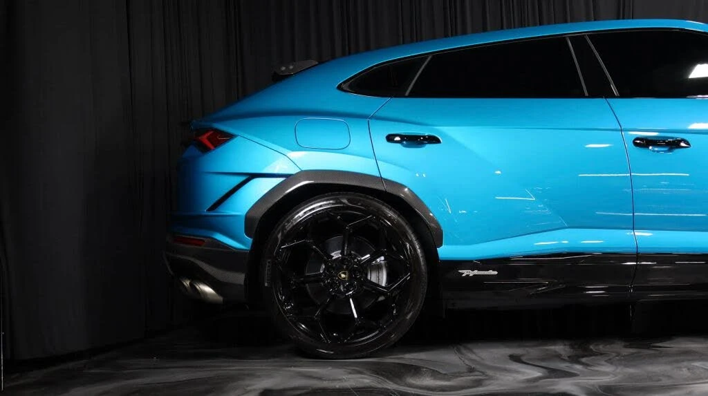 2023 Lamborghini Urus Performante - Image 3 of 26