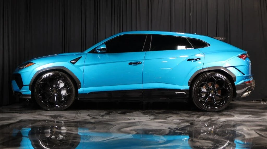 2023 Lamborghini Urus Performante - Image 11 of 26