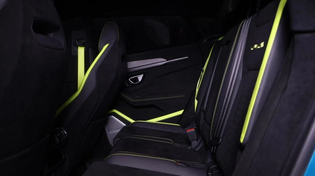 2023 Lamborghini Urus Performante - Image 24 of 26
