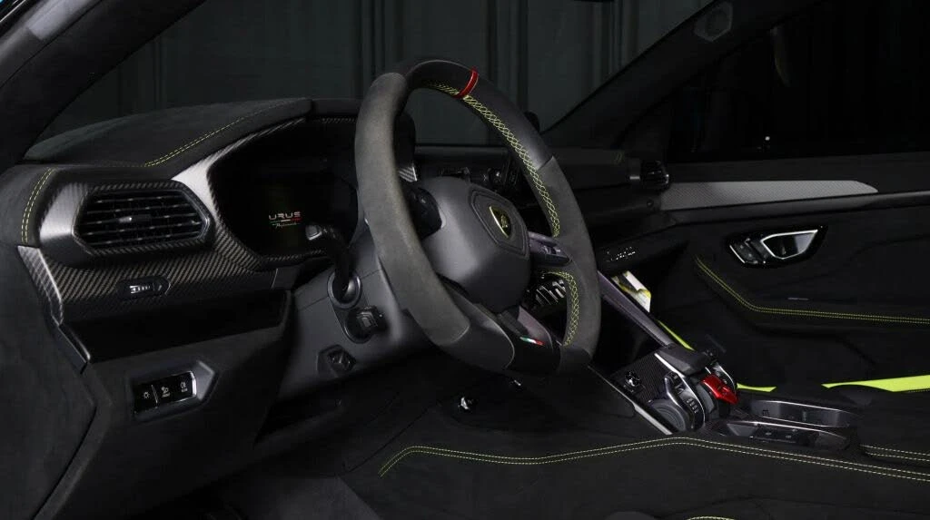 2023 Lamborghini Urus Performante - Image 18 of 26