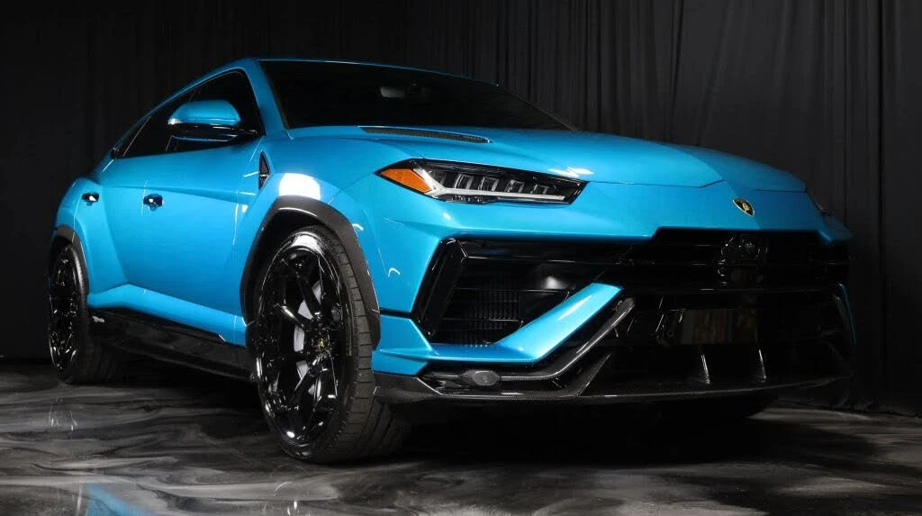 2023 Lamborghini Urus Performante - Image 5 of 26