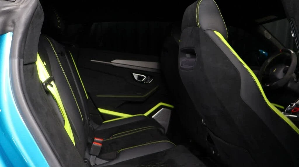 2023 Lamborghini Urus Performante - Image 21 of 26