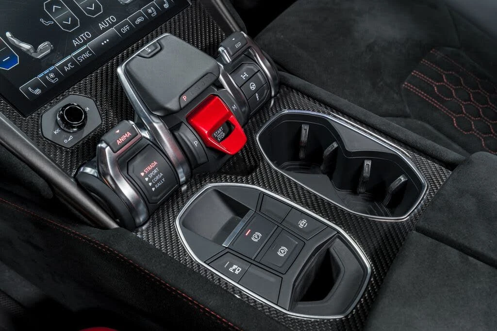 2023 Lamborghini Urus Performante - Image 30 of 31