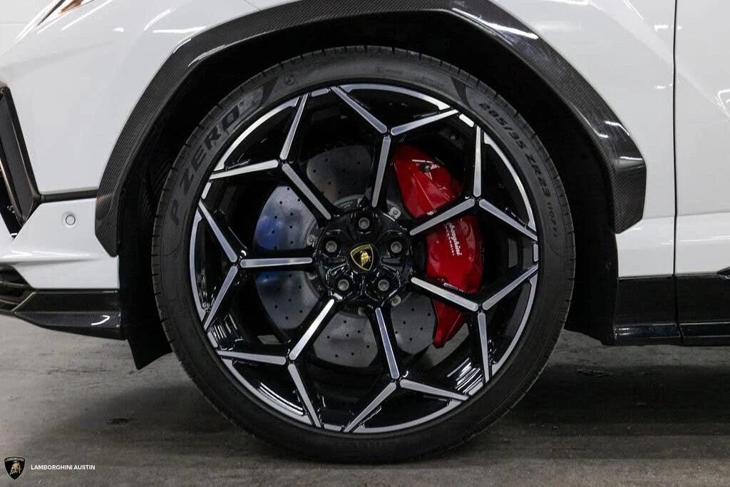 2023 Lamborghini Urus Performante - Image 6 of 31