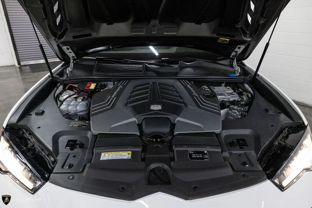 2023 Lamborghini Urus Performante - Image 4 of 31