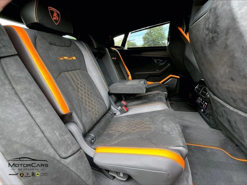 2023 Lamborghini Urus Performante - Image 22 of 29