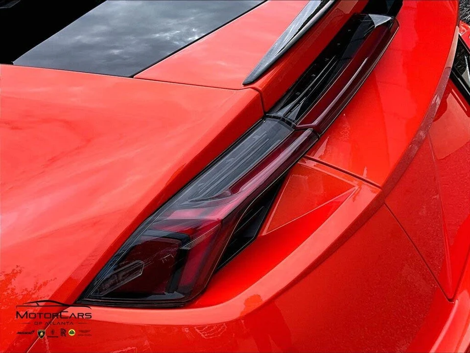 2023 Lamborghini Urus Performante - Image 24 of 29