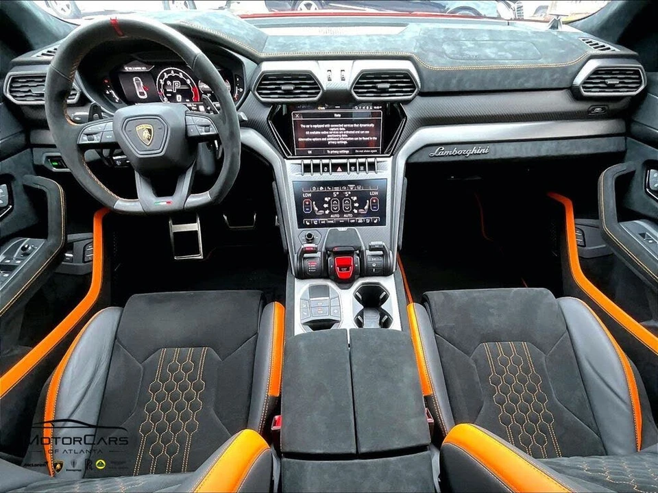 2023 Lamborghini Urus Performante - Image 13 of 29