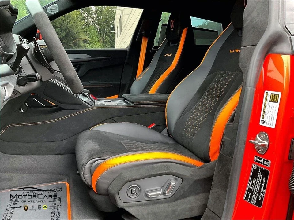 2023 Lamborghini Urus Performante - Image 20 of 29