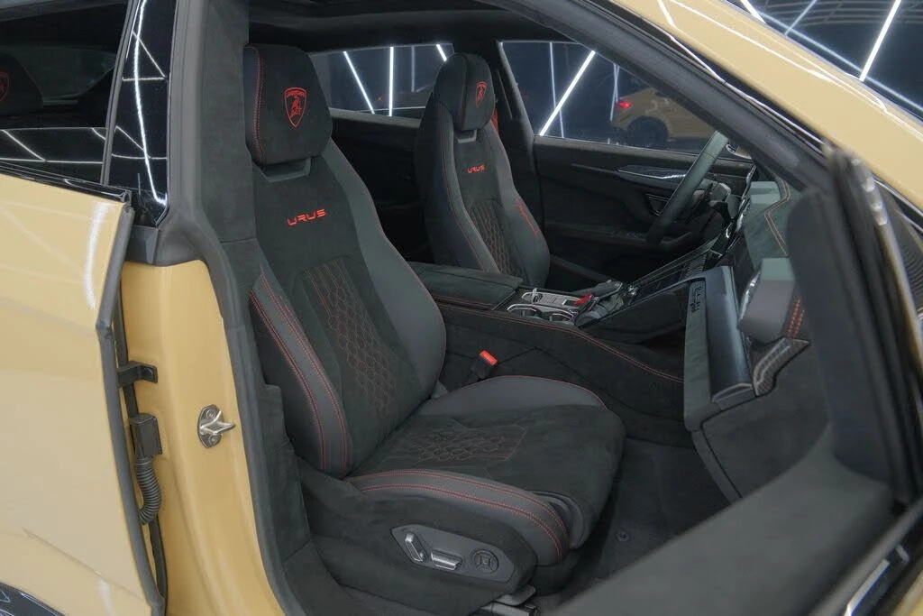 2023 Lamborghini Urus Performante - Image 23 of 31