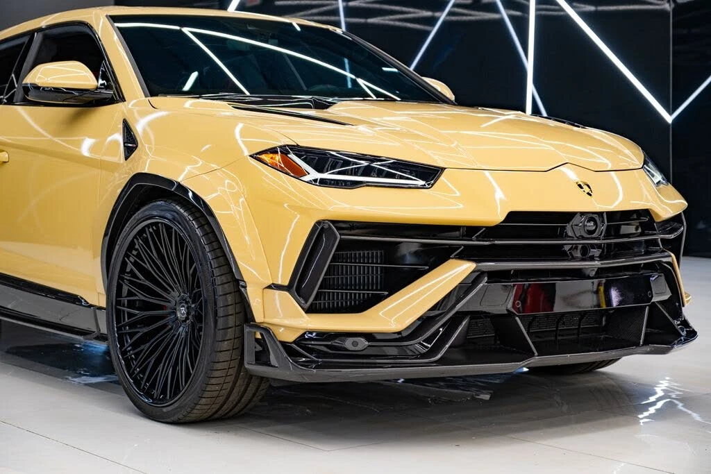 2023 Lamborghini Urus Performante - Image 5 of 31