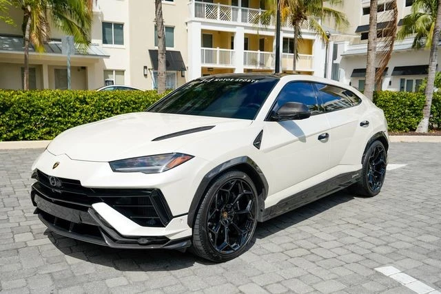 2023 Lamborghini Urus Performante - Image 2 of 31