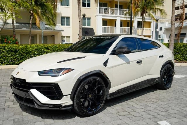 2023 Lamborghini Urus Performante - Image 9 of 31